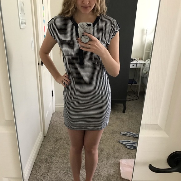 Striped dress - Picture 3 of 6